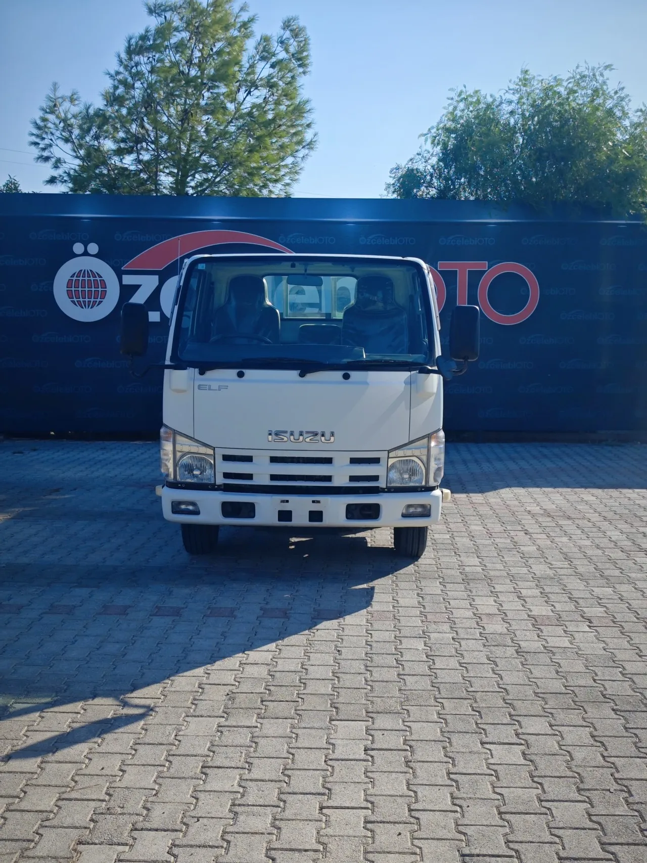 2014 Model Düz Kamyon & Kamyonet Isuzu Elf Lefkoşa Satılık İkinci El | GalerimPlus - Fotoğraf 1