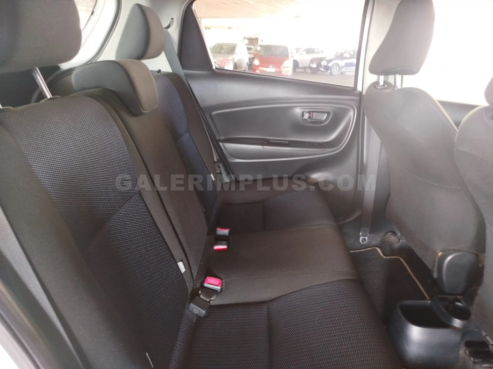 2016 Toyota Vitz 1.3 1.3 Lefkoşa Satılık İkinci El | GalerimPlus - Thumbnail 8