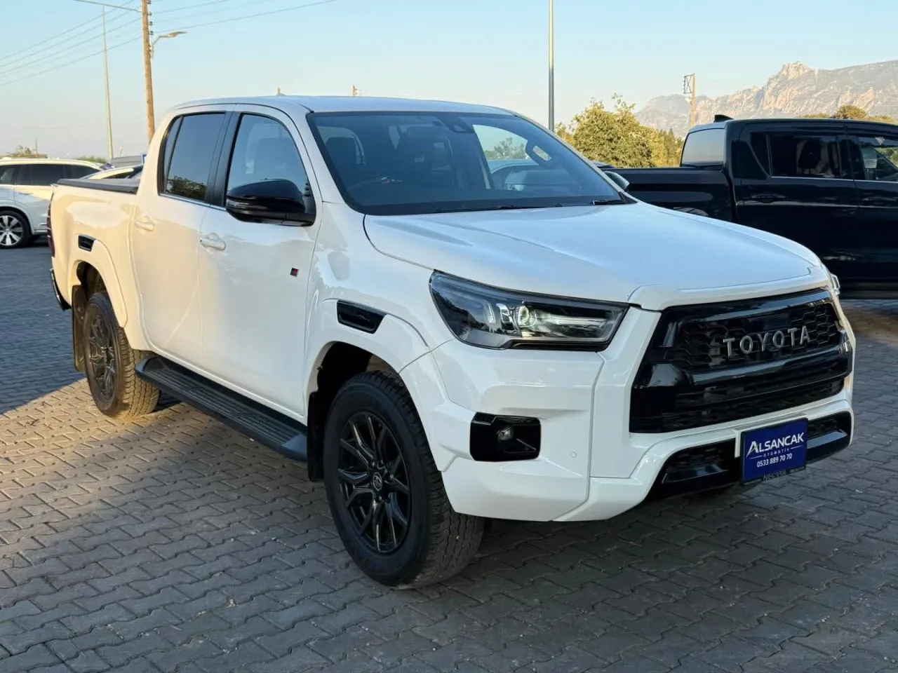 2022 Toyota Hilux 2.4 D Girne Satılık İkinci El | GalerimPlus - Thumbnail 2