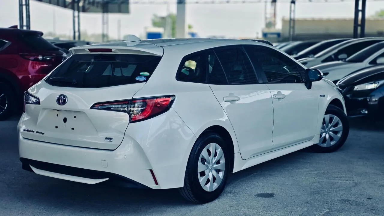 2021 Toyota Corolla 1.8 Hybrid Lefkoşa Satılık İkinci El | GalerimPlus - Thumbnail 3