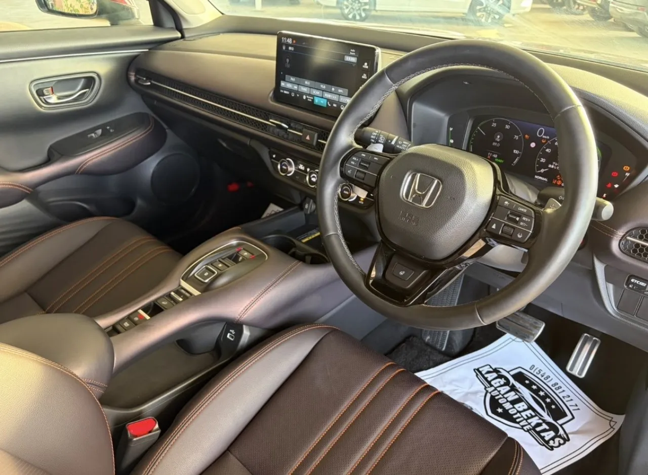 2023 Model Otomatik Honda ZR-V 2.0 i-Vtec Hybrit Lefkoşa Satılık İkinci El | GalerimPlus - Thumbnail 8