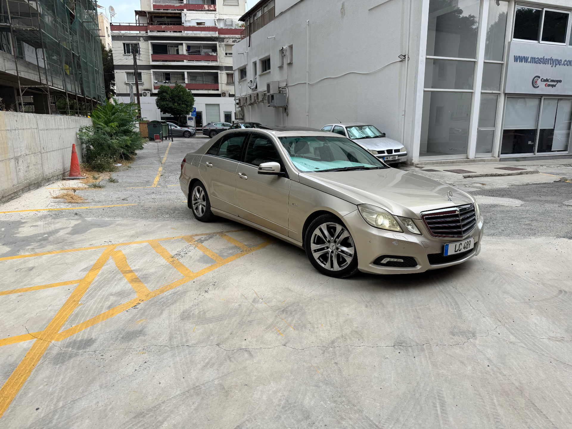 2011 Mercedes-Benz E Serisi E 350 CDI Avantgarde E 350 CDI Girne Satılık İkinci El | GalerimPlus - Thumbnail 2