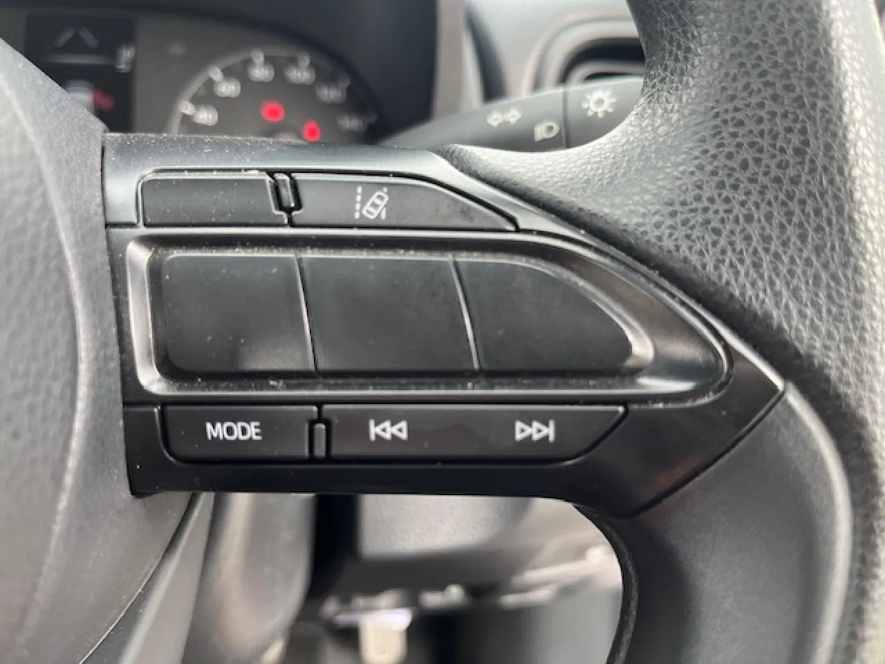 2022 Toyota Yaris 1.0 Lefke Satılık İkinci El | GalerimPlus - Thumbnail 8