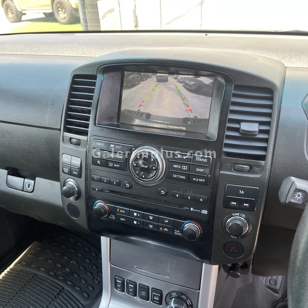 2012 Model Otomatik Nissan Navara 2.5 TDI Lefkoşa Satılık İkinci El | GalerimPlus - Thumbnail 5
