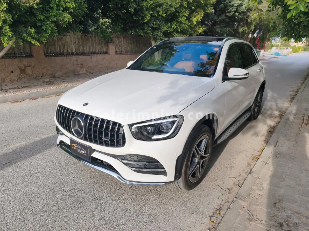 2022 Model Otomatik Mercedes - Benz GLC 220 d Exclusive Lefkoşa Satılık İkinci El | GalerimPlus - Thumbnail 4