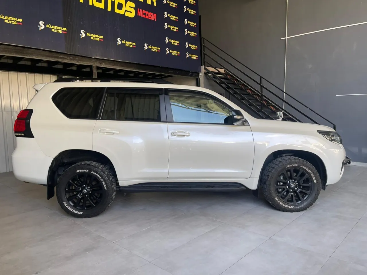 2023 Model Otomatik Toyota Land Cruiser 2.8 D-4D Prado Lefkoşa Satılık İkinci El | GalerimPlus - Thumbnail 8