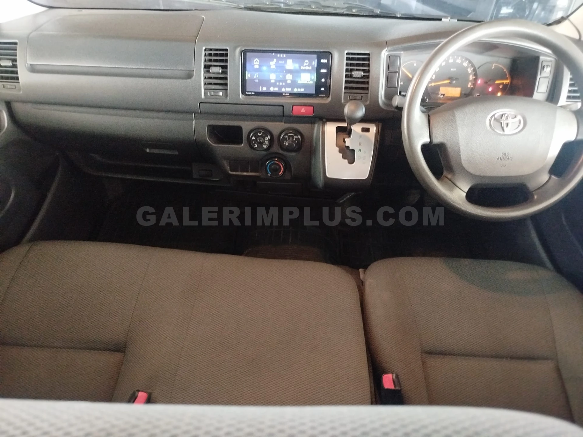 2016 Toyota Hi-Ace Lefkoşa Satılık İkinci El | GalerimPlus - Thumbnail 5