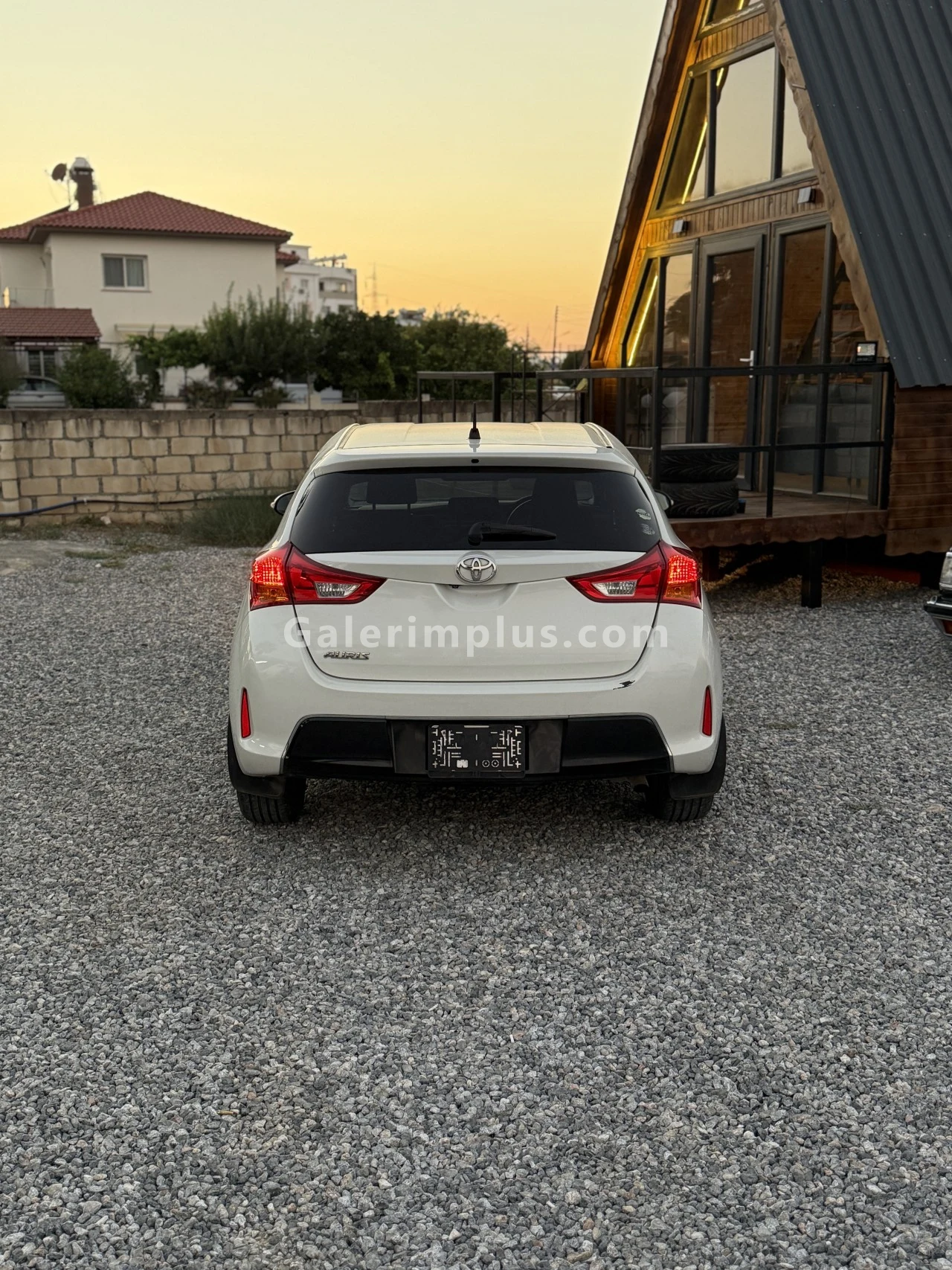 2013 Model Otomatik Toyota Auris 1.5 Lefkoşa Satılık İkinci El | GalerimPlus - Thumbnail 5