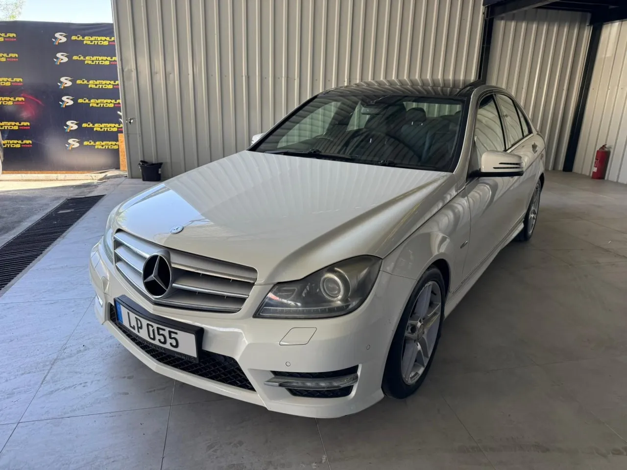2011 Model Otomatik Mercedes-Benz C Serisi C 200 Lefkoşa Satılık İkinci El | GalerimPlus - Thumbnail 4