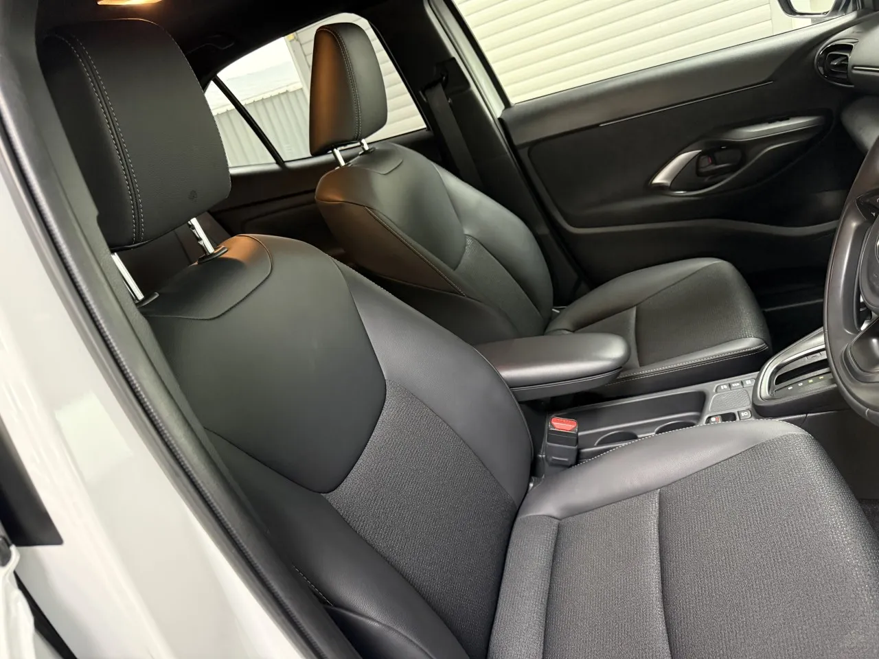 2025 Model Otomatik Toyota Yaris Cross 1.5 Hybrid Lefkoşa Satılık İkinci El | GalerimPlus - Thumbnail 6