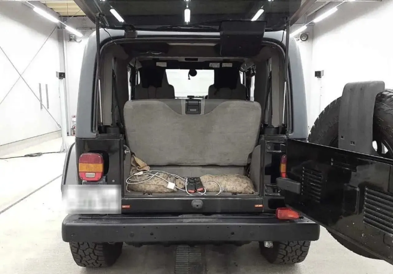 2002 Model Otomatik Jeep Wrangler Girne Satılık İkinci El | GalerimPlus - Thumbnail 3