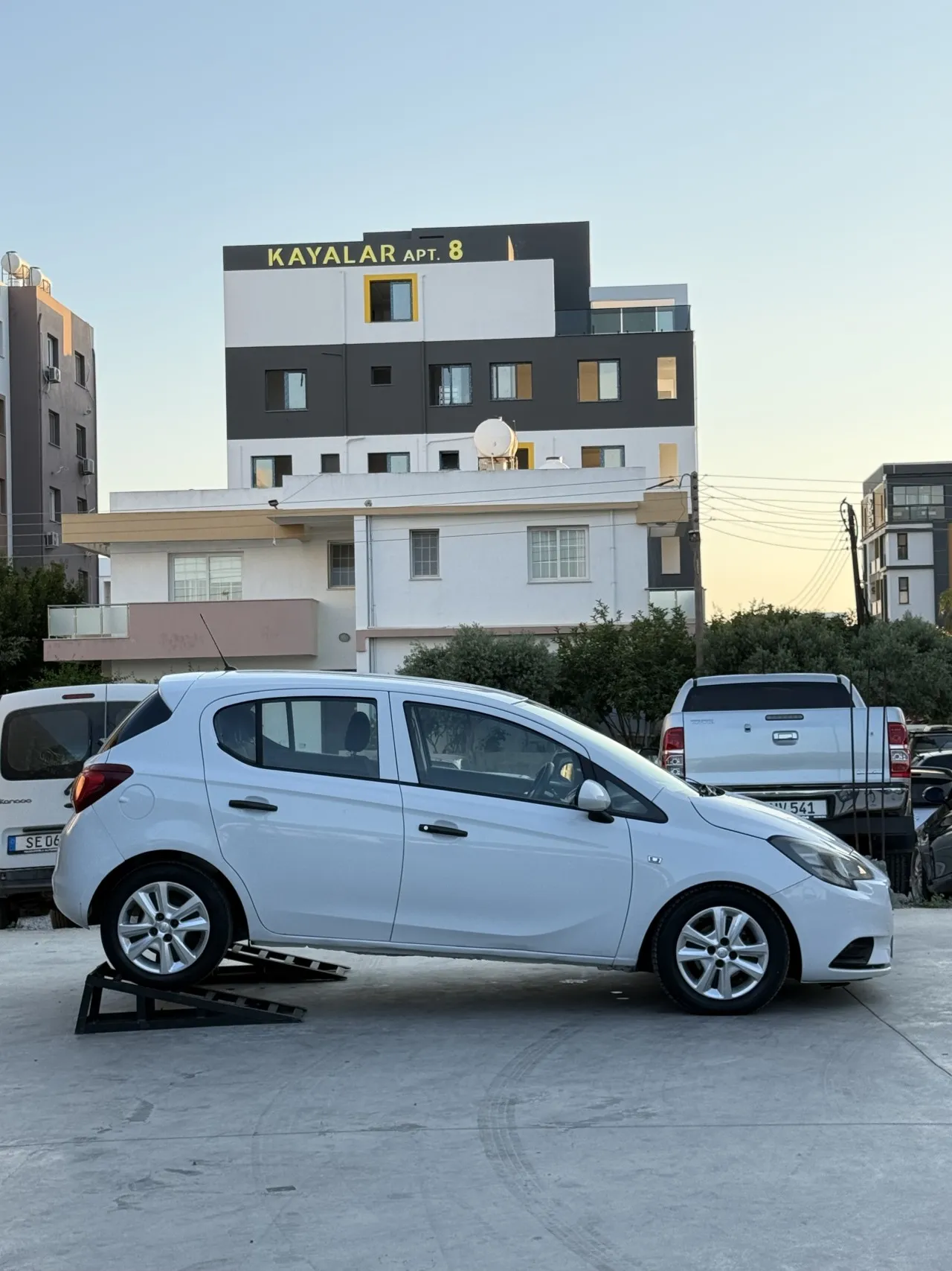 2017 Model Otomatik Opel Corsa 1.4 Lefkoşa Satılık İkinci El | GalerimPlus - Thumbnail 5