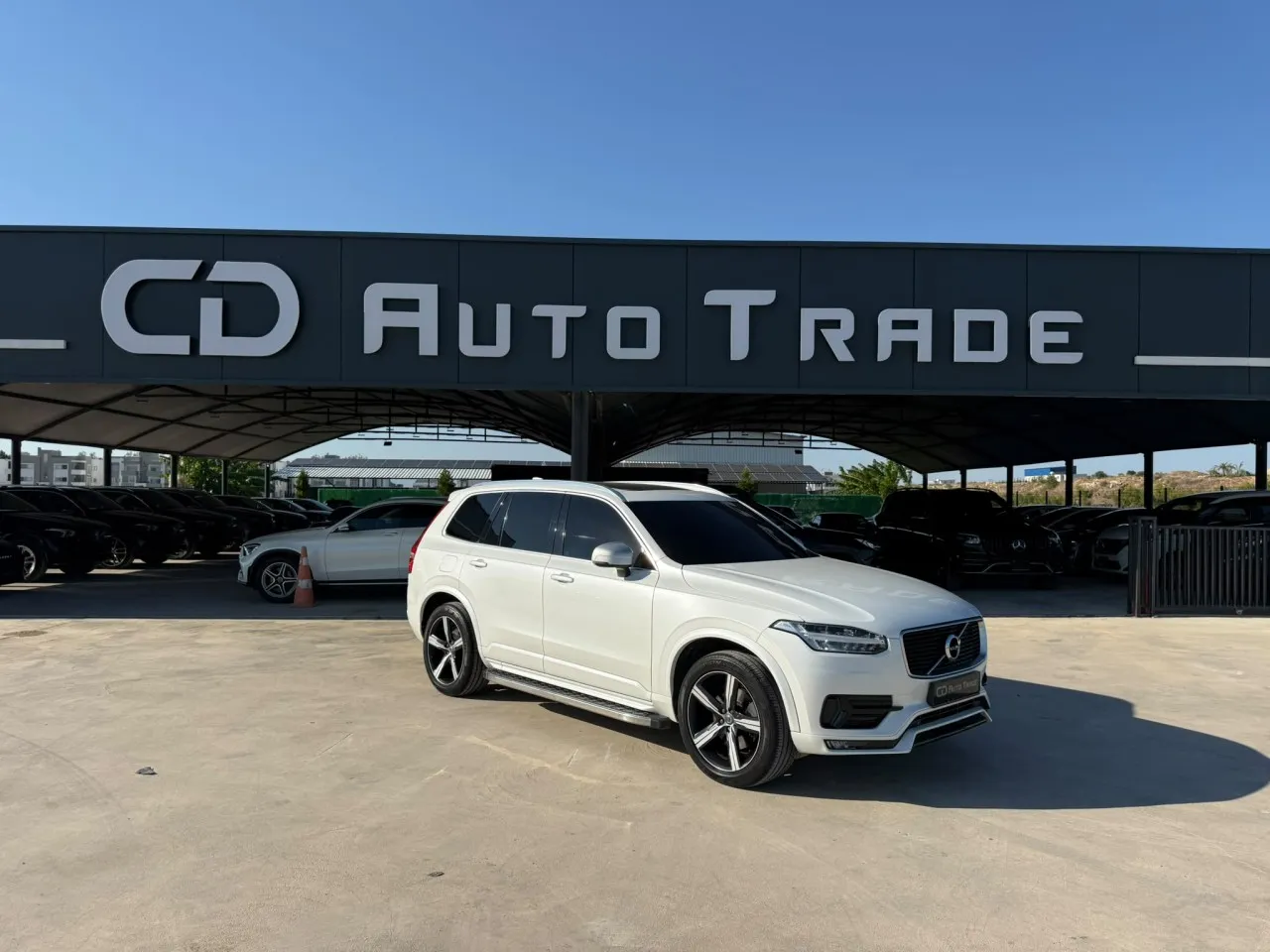 2019 Model Otomatik Volvo XC90 2.0 D5 Lefkoşa Satılık İkinci El | GalerimPlus - Thumbnail 4
