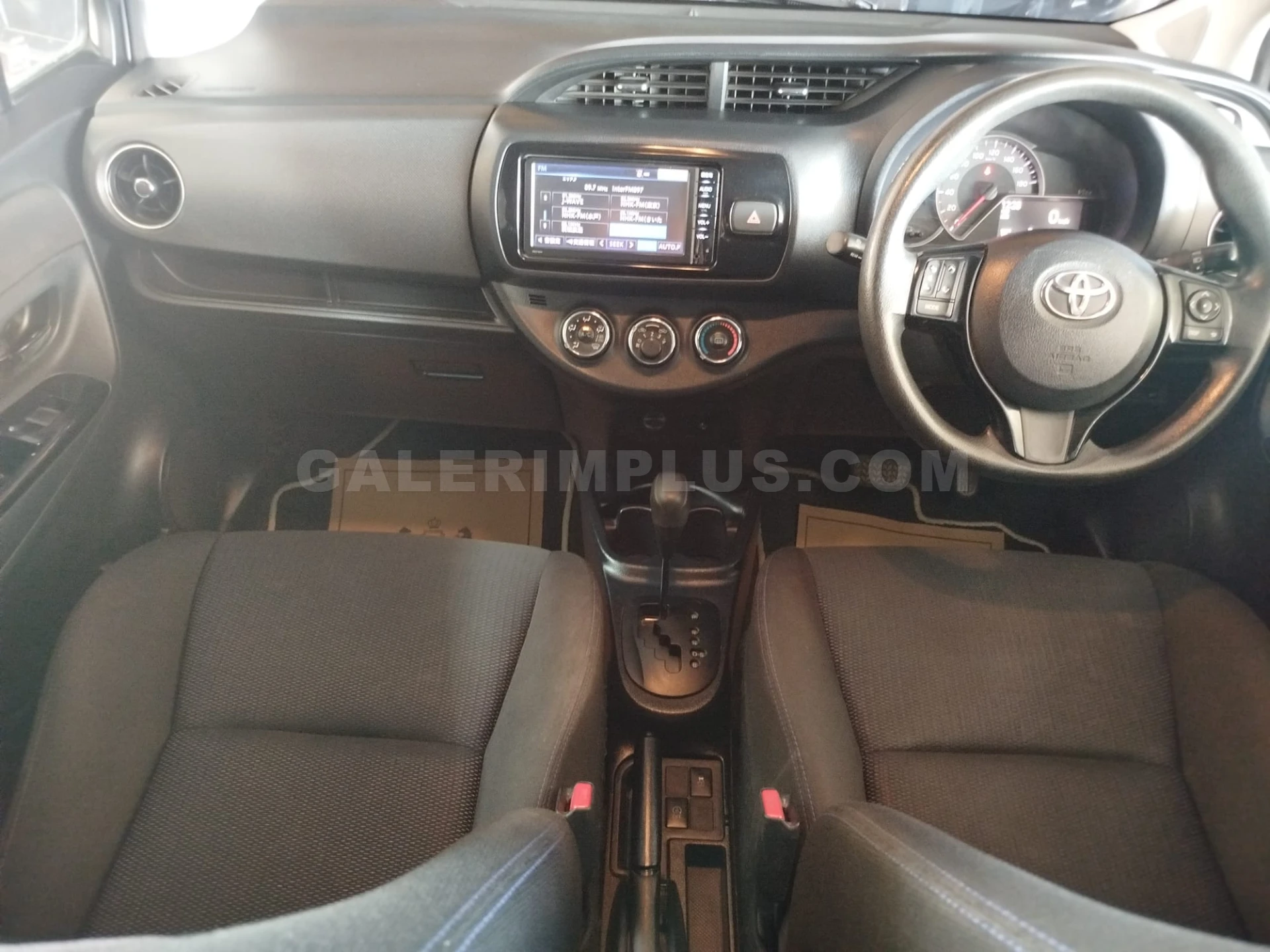2016 Toyota Vitz 1.3 1.3 Lefkoşa Satılık İkinci El | GalerimPlus - Thumbnail 5