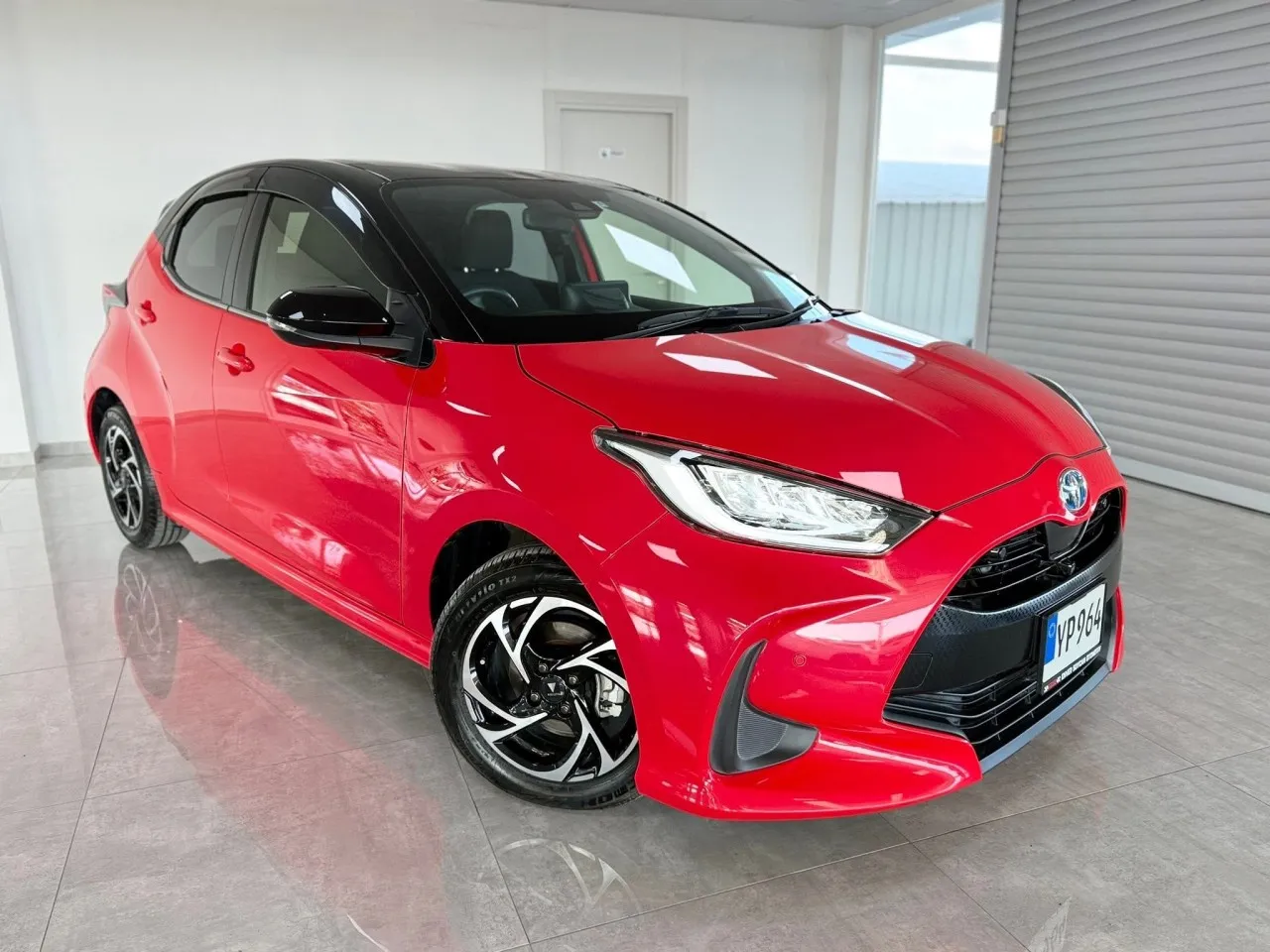 2021 Model Otomatik Toyota Yaris 1.5 Hybrid Lefkoşa Satılık İkinci El | GalerimPlus - Fotoğraf 1