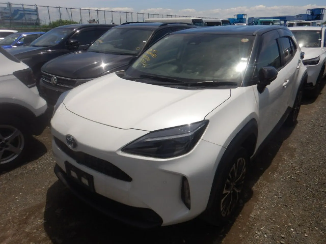 2022 Model Otomatik Toyota Yaris Cross 1.5 Hybrid Lefkoşa Satılık İkinci El | GalerimPlus - Thumbnail 2
