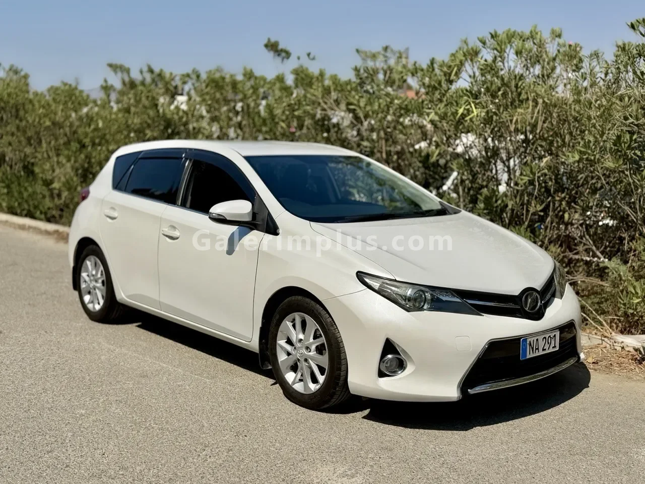 2014 Toyota Auris 1.5 S Lefkoşa Satılık İkinci El | GalerimPlus - Fotoğraf 1