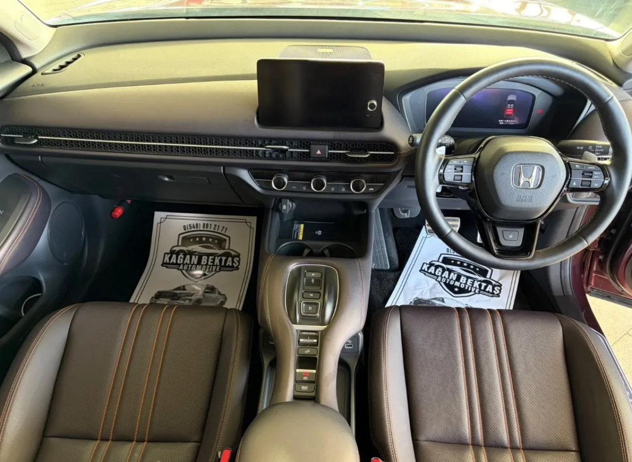 2023 Model Otomatik Honda ZR-V 2.0 i-Vtec Hybrit Lefkoşa Satılık İkinci El | GalerimPlus - Thumbnail 3