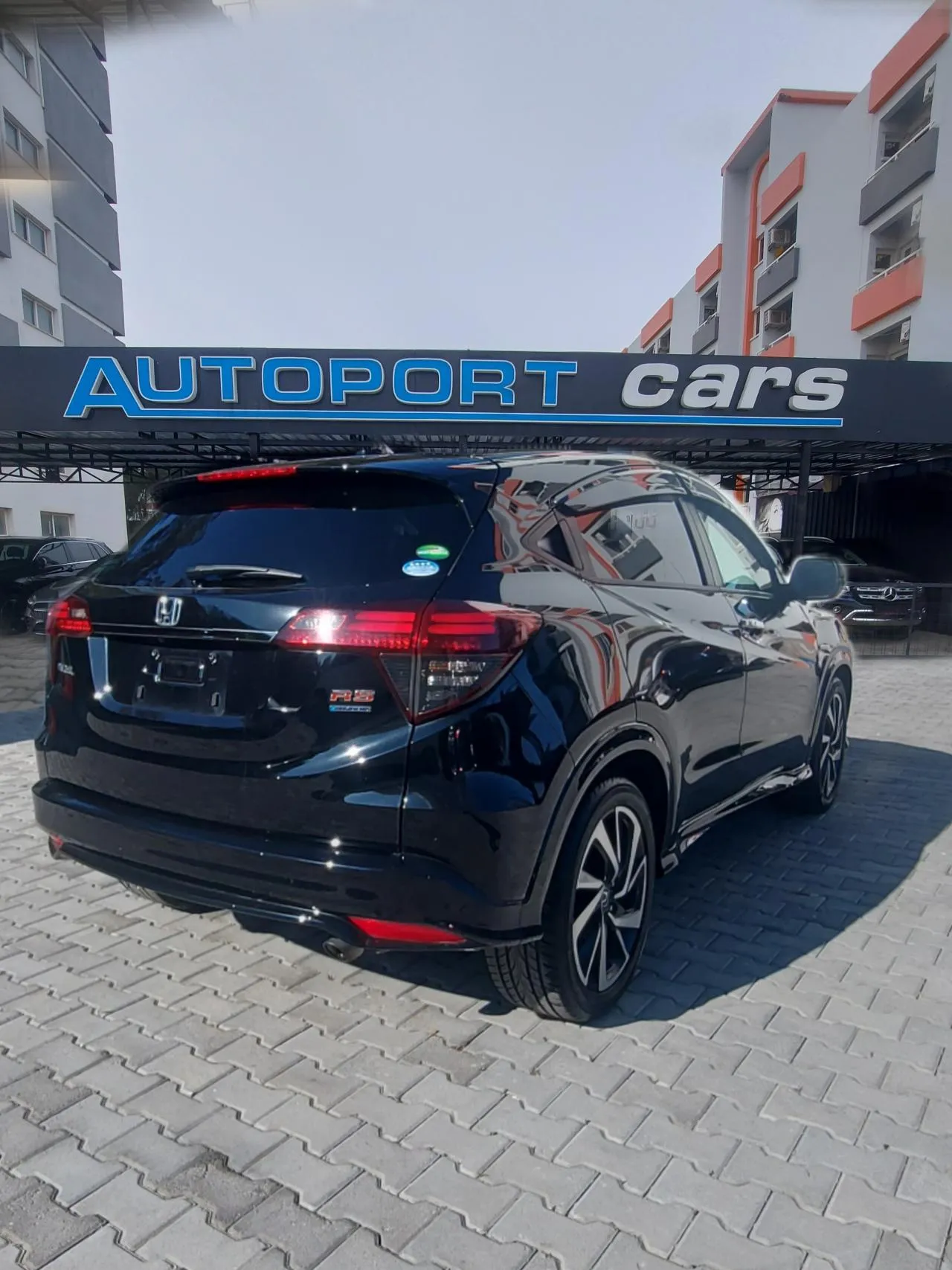 2020 Honda Vezel 1.5 i-VTEC Hybrid 4WD Automatic Gazimağusa Satılık İkinci El | GalerimPlus - Thumbnail 3