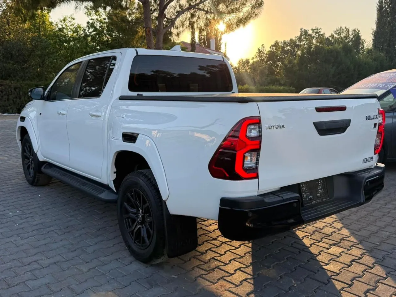2022 Toyota Hilux 2.4 D Girne Satılık İkinci El | GalerimPlus - Thumbnail 3