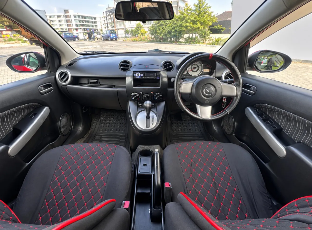 2011 Model Otomatik Mazda Demio 1.3i Lefkoşa Satılık İkinci El | GalerimPlus - Thumbnail 8