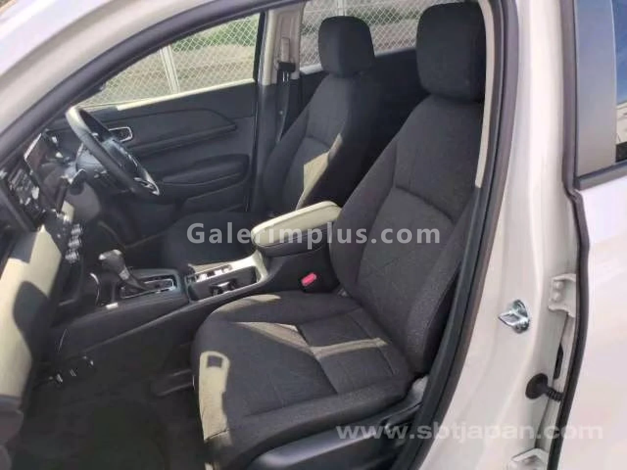 2025 Model Otomatik Honda Vezel 1.5 i-VTEC Hybrid Automatic Gazimağusa Satılık İkinci El | GalerimPlus - Thumbnail 8