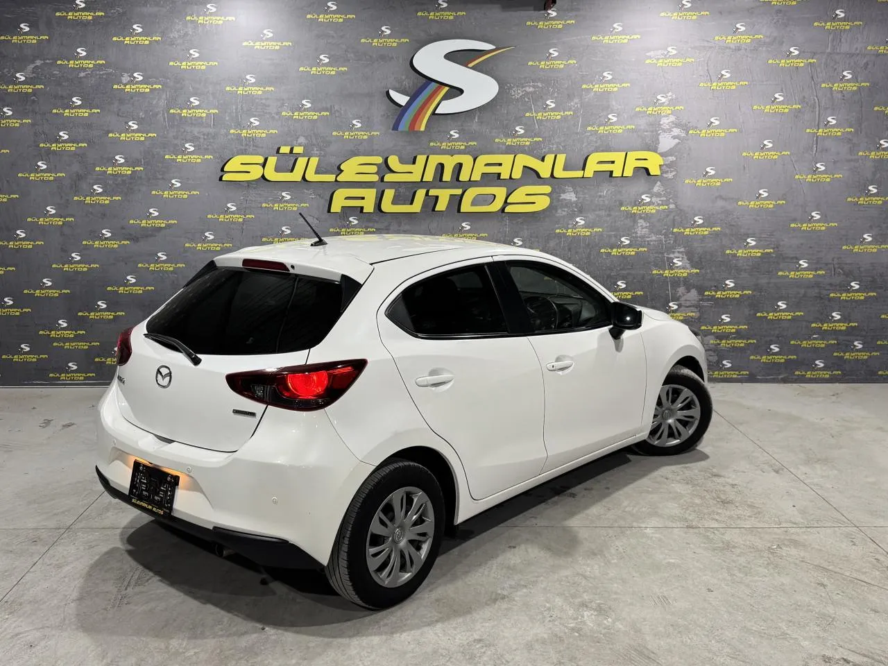 2022 Mazda Mazda 2 1.5 Sky-G Güzelyurt Satılık İkinci El | GalerimPlus - Thumbnail 4