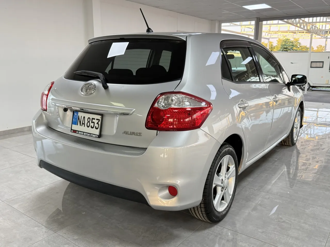 2012 Model Otomatik Toyota Auris 1.5 S Lefkoşa Satılık İkinci El | GalerimPlus - Thumbnail 4