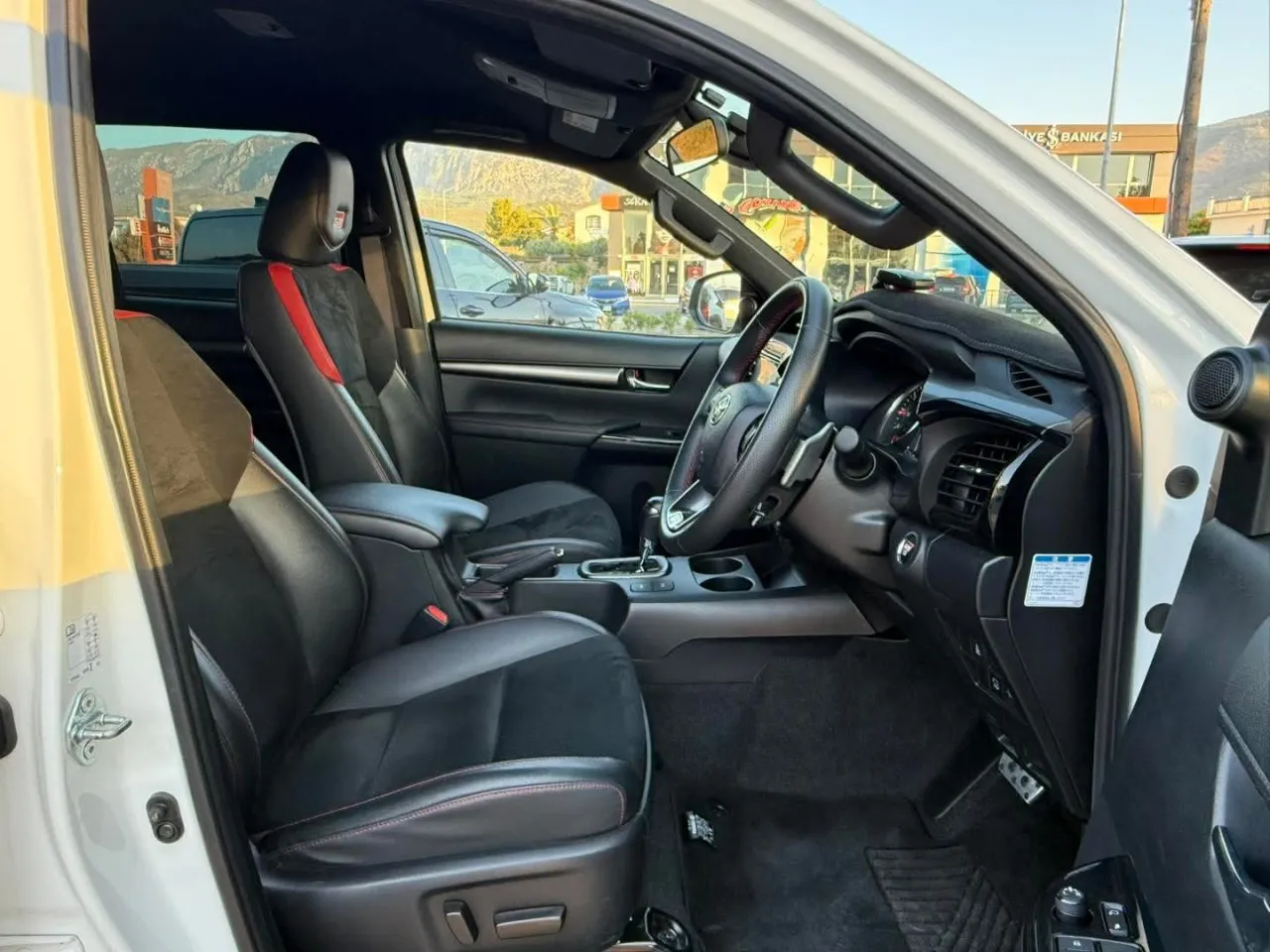 2022 Toyota Hilux 2.4 D Girne Satılık İkinci El | GalerimPlus - Thumbnail 7