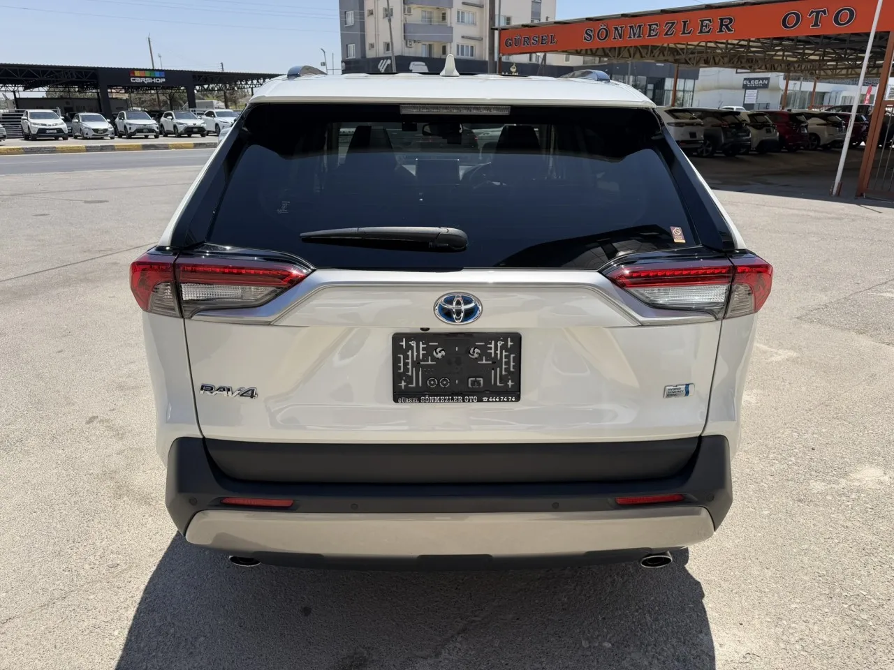 2022 Model Otomatik Toyota RAV4 2.5 Hybrid Lefkoşa Satılık İkinci El | GalerimPlus - Thumbnail 4