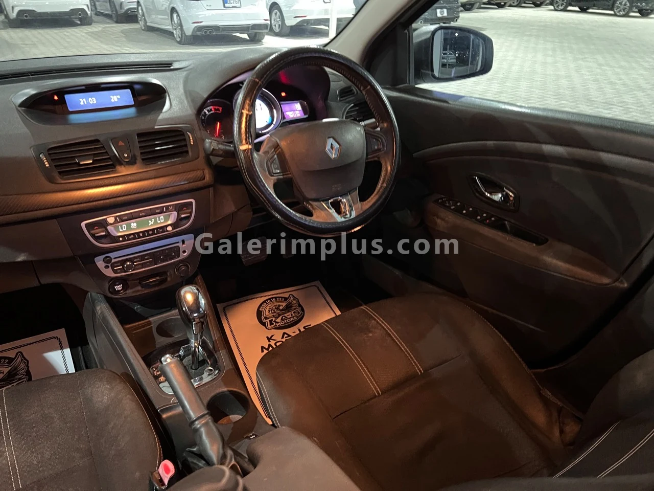 2013 Model Otomatik Renault Fluence 1.6 Gazimağusa Satılık İkinci El | GalerimPlus - Thumbnail 6