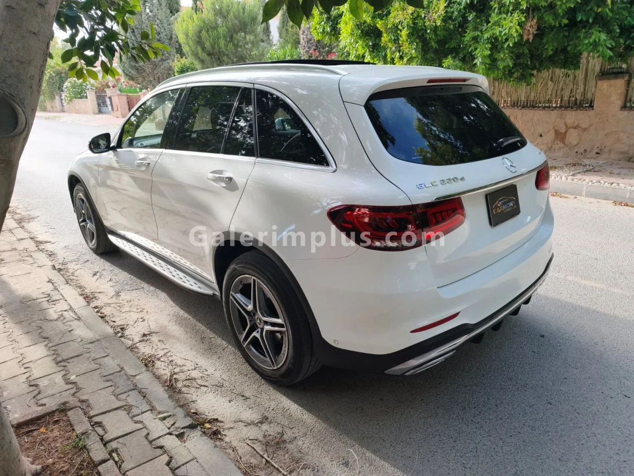2022 Model Otomatik Mercedes - Benz GLC 220 d Exclusive Lefkoşa Satılık İkinci El | GalerimPlus - Thumbnail 8