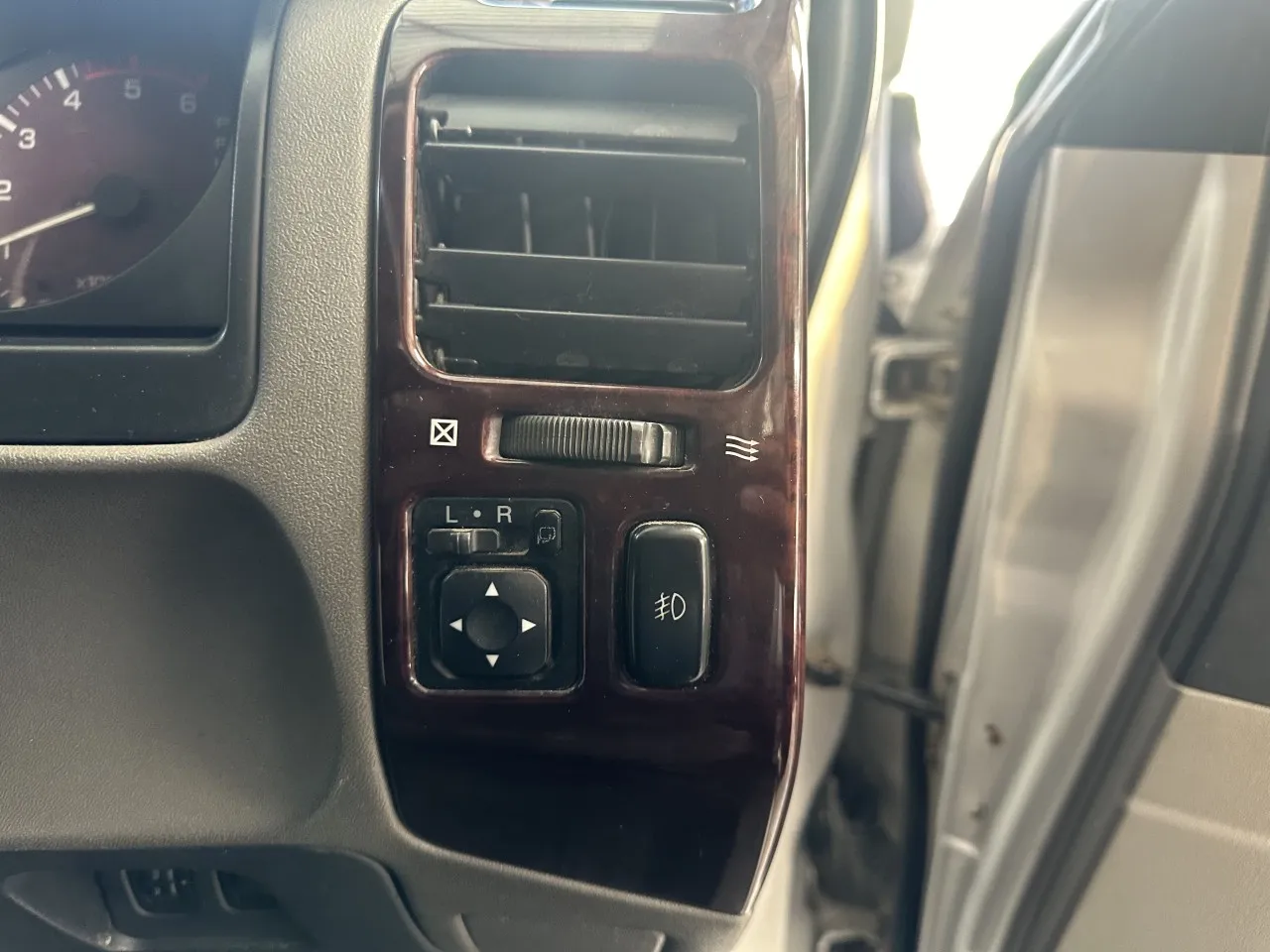2001 Mitsubishi Pajero 3.2 DI 3.2 DI Lefke Satılık İkinci El | GalerimPlus - Thumbnail 6