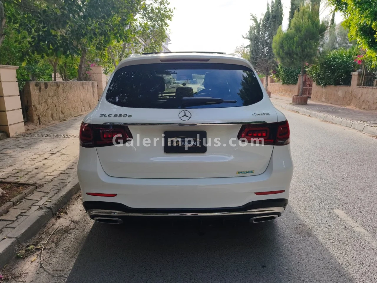 2022 Model Otomatik Mercedes - Benz GLC 220 d Exclusive Lefkoşa Satılık İkinci El | GalerimPlus - Thumbnail 5