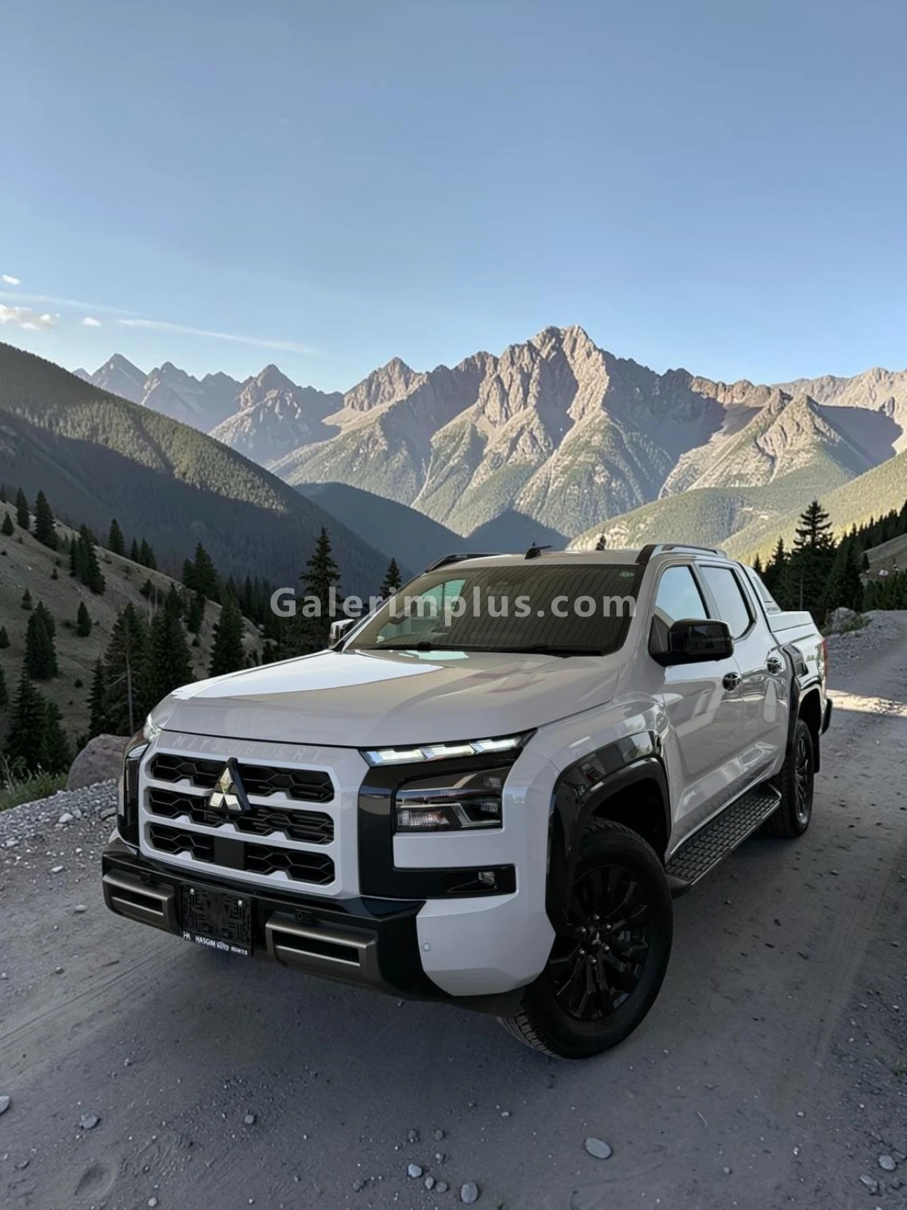 2024 Model Otomatik Mitsubishi Triton Girne Satılık İkinci El | GalerimPlus - Fotoğraf 1