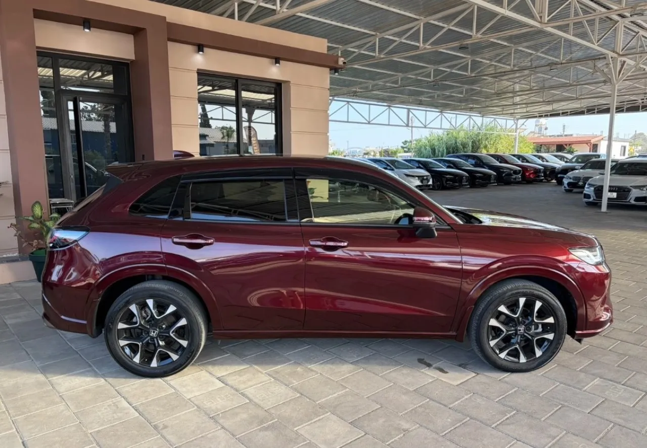 2023 Model Otomatik Honda ZR-V 2.0 i-Vtec Hybrit Lefkoşa Satılık İkinci El | GalerimPlus - Thumbnail 6