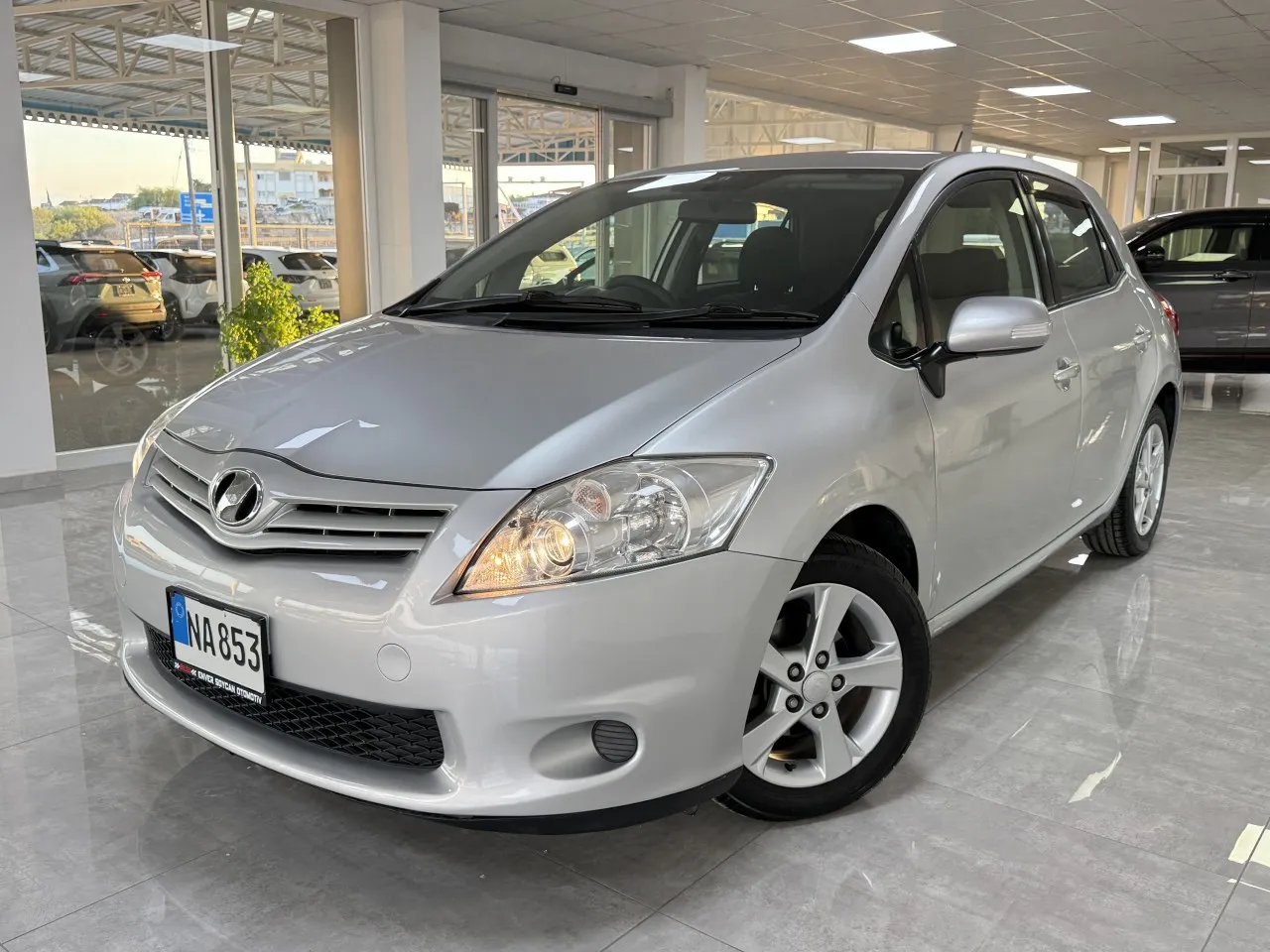 2012 Model Otomatik Toyota Auris 1.5 S Lefkoşa Satılık İkinci El | GalerimPlus - Fotoğraf 1