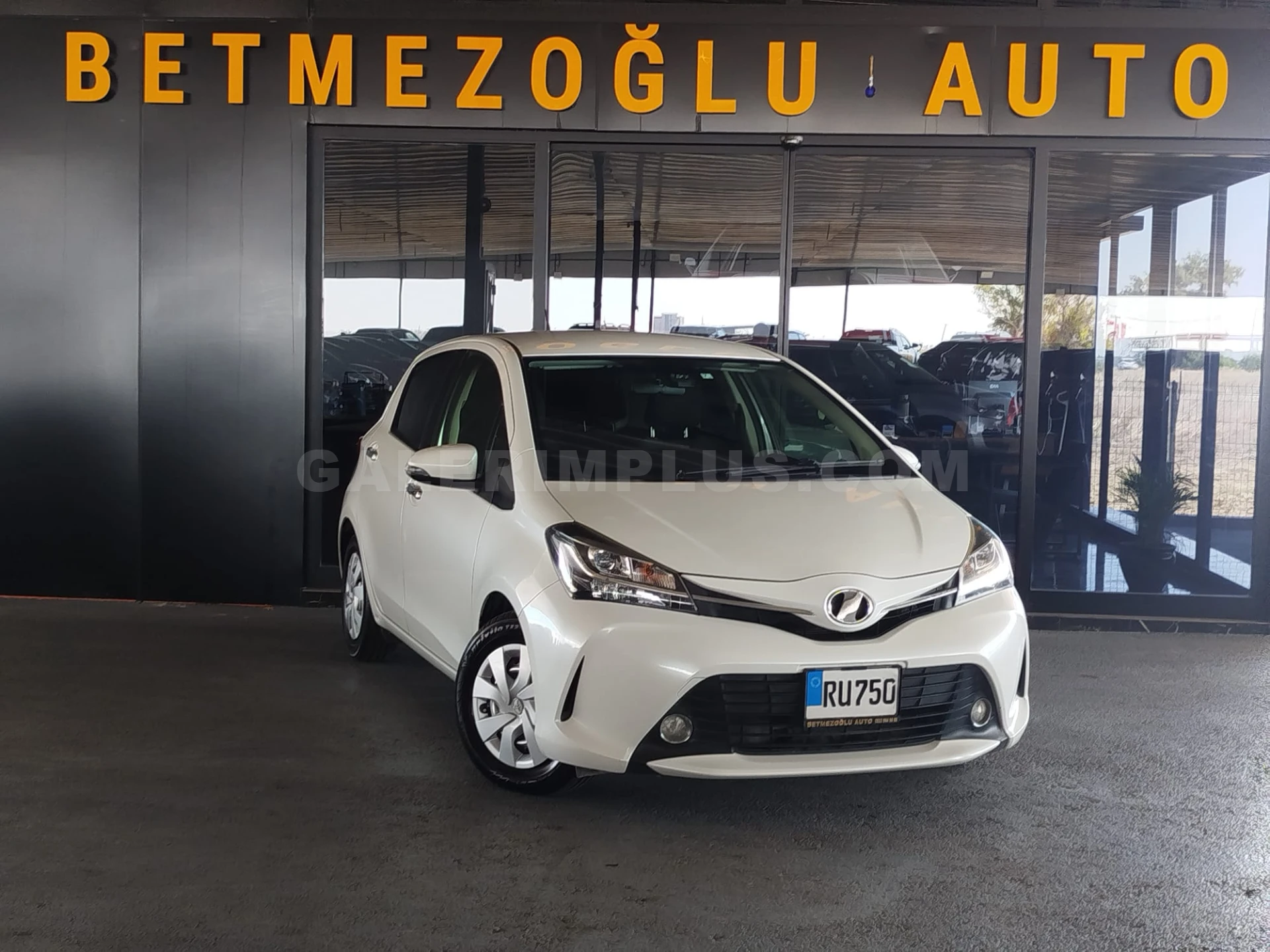 2016 Toyota Vitz 1.3 1.3 Lefkoşa Satılık İkinci El | GalerimPlus - Fotoğraf 1