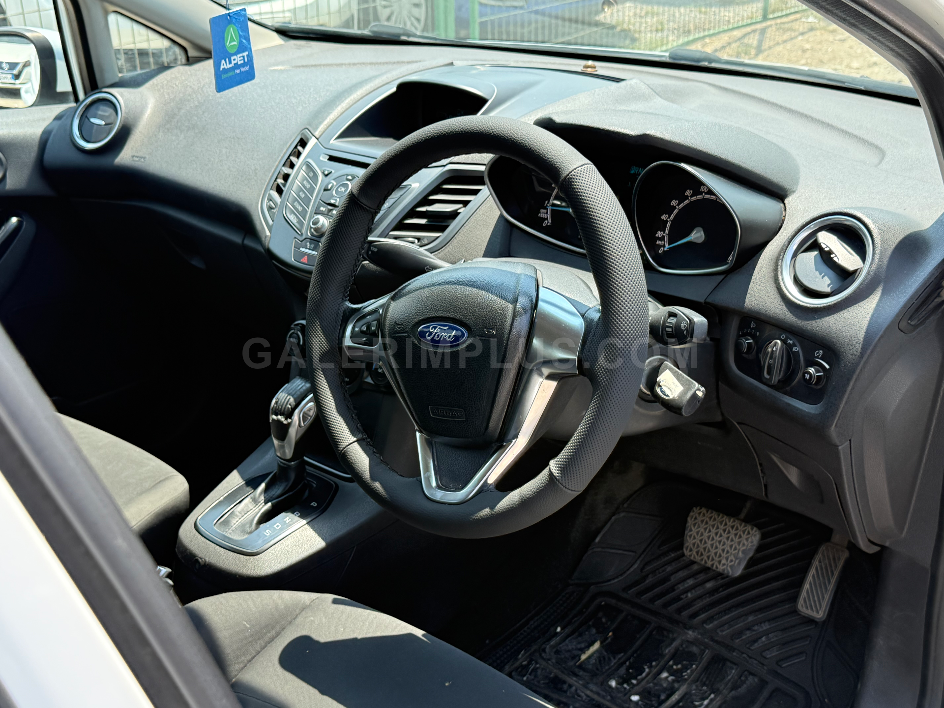 2017 Ford Fiesta 1.6 1.6 Lefkoşa Satılık İkinci El | GalerimPlus - Thumbnail 7