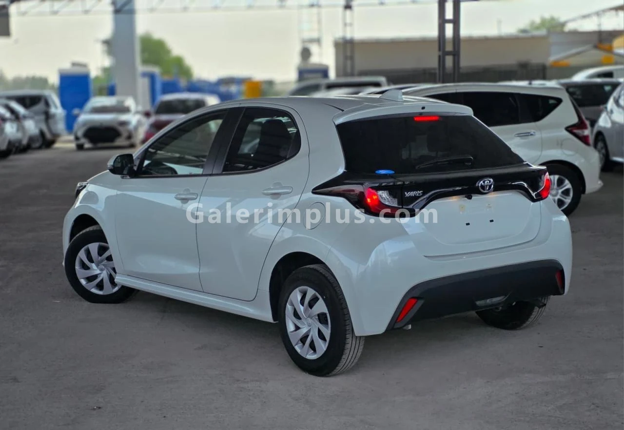 2023 Model Otomatik Toyota Yaris 1.5 Lefkoşa Satılık İkinci El | GalerimPlus - Thumbnail 8