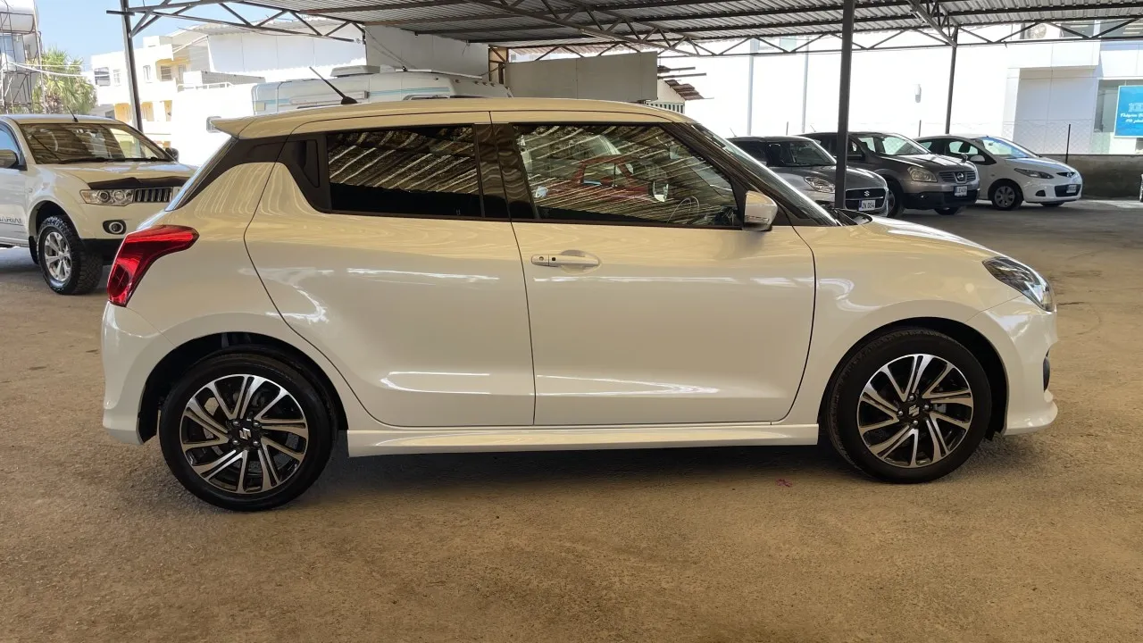 2024 Suzuki Swift 1.2 Lefkoşa Satılık İkinci El | GalerimPlus - Thumbnail 5