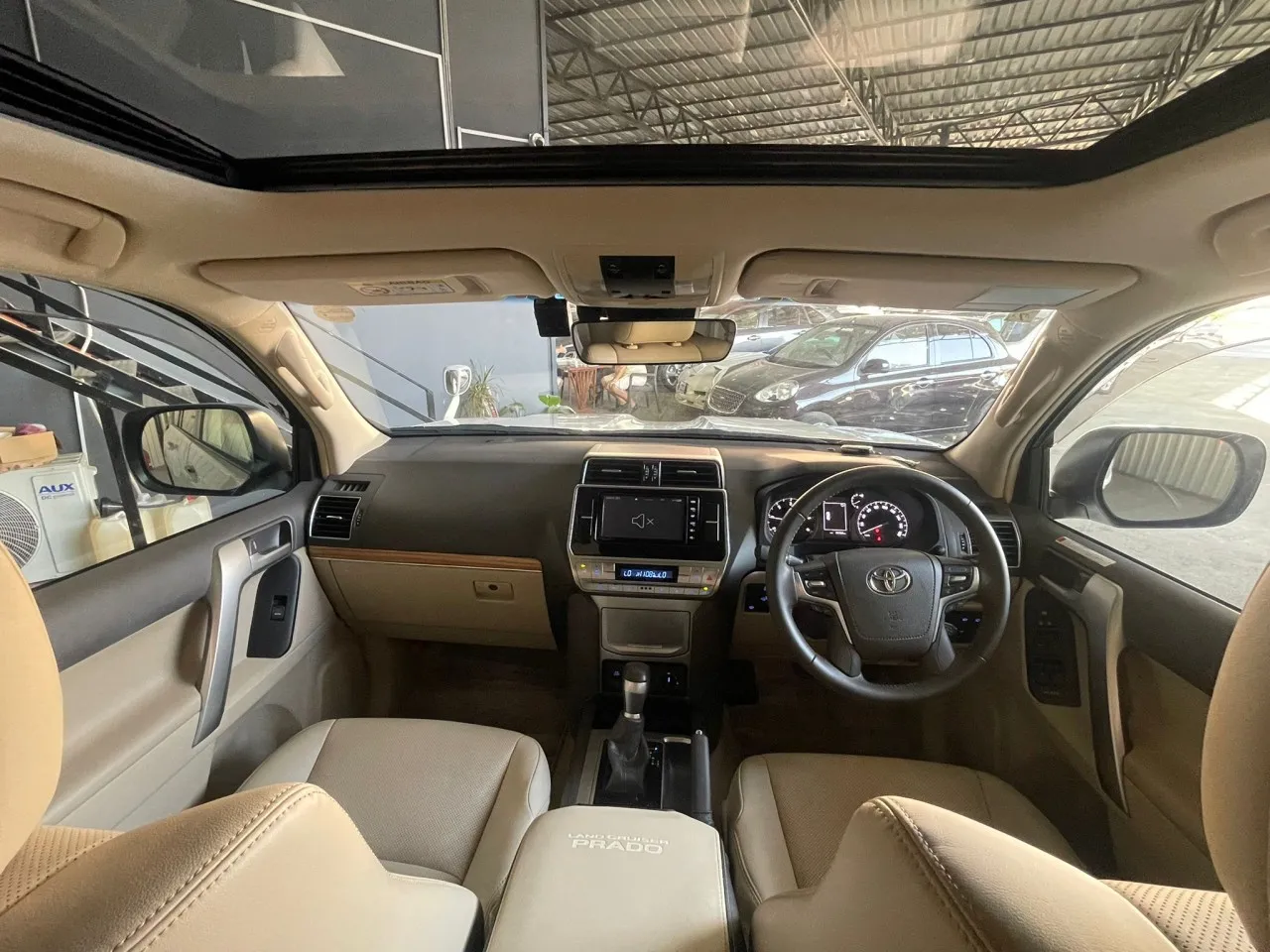 2023 Model Otomatik Toyota Land Cruiser 2.8 D-4D Prado Lefkoşa Satılık İkinci El | GalerimPlus - Thumbnail 6