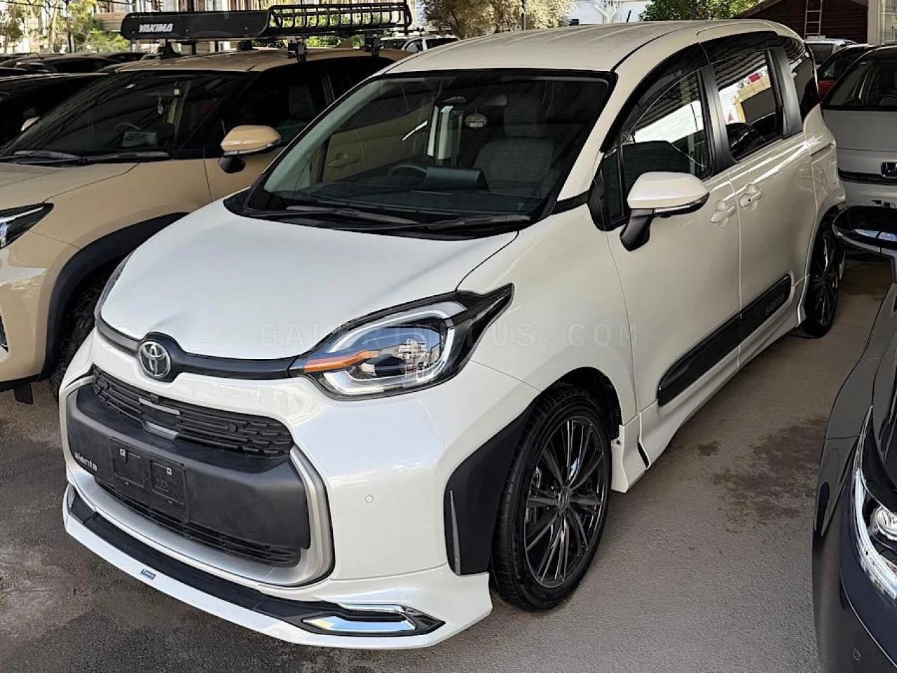 2023 Toyota Sienta Otomatik | KKTC Lefkoşa - Carmony Motors Lefkoşa Satılık İkinci El | GalerimPlus - Fotoğraf 1
